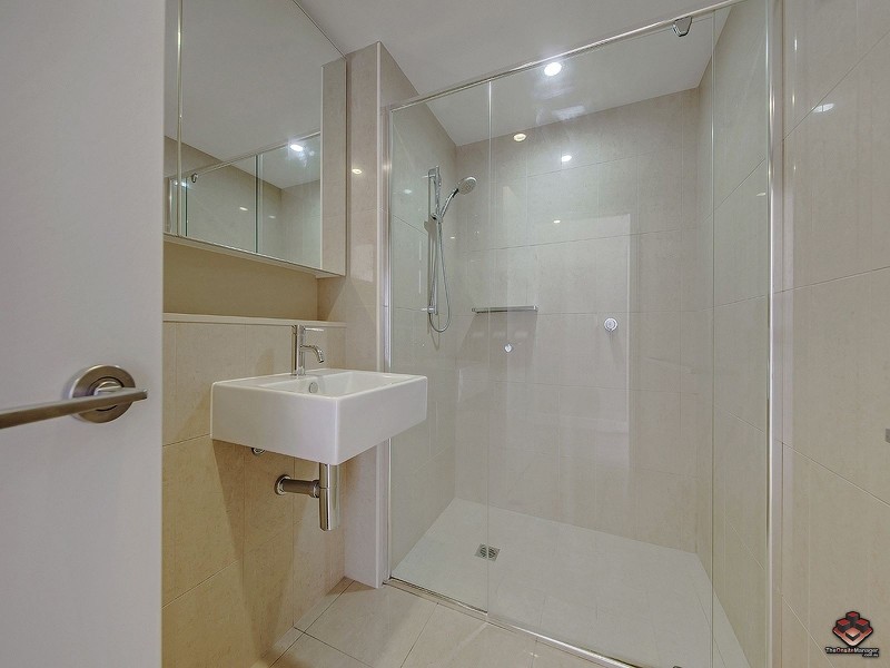 37C Harbour Road, Hamilton QLD 4007