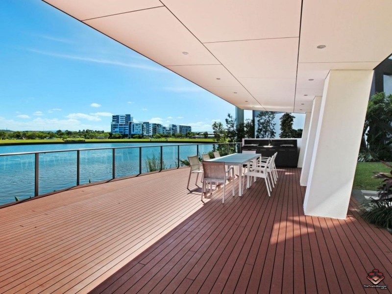 25-31 East Quay Drive, Biggera Waters QLD 4216