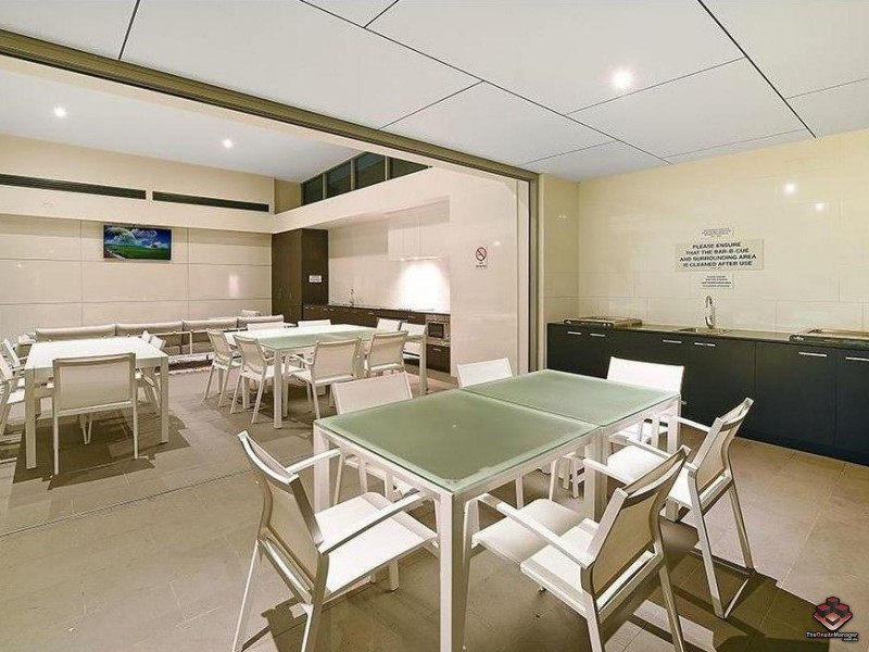 25-31 East Quay Drive, Biggera Waters QLD 4216