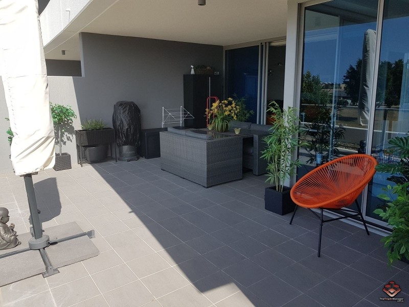 11 Compass Drive, Biggera Waters QLD 4216