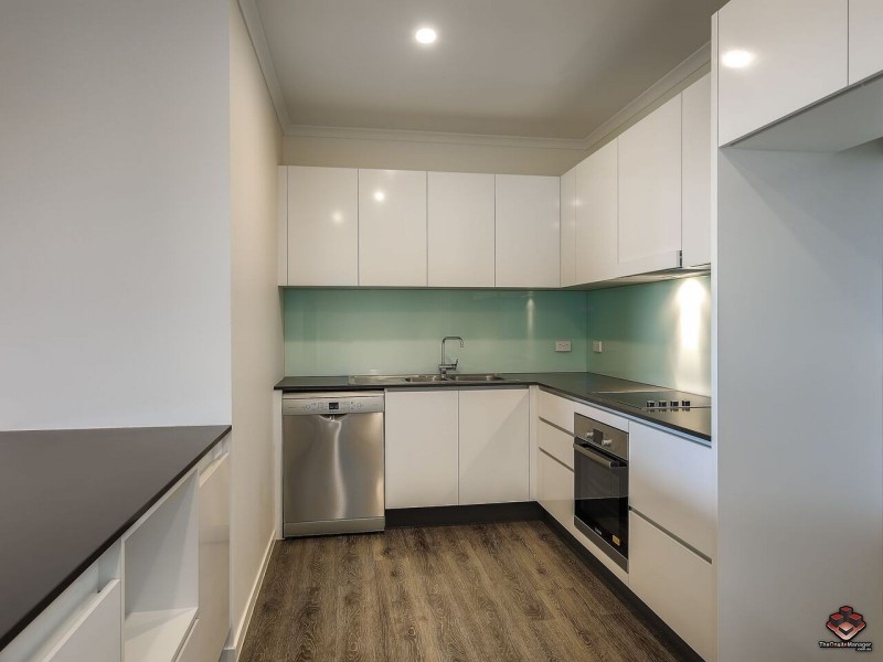 986 Wynnum Road, Cannon Hill QLD 4170