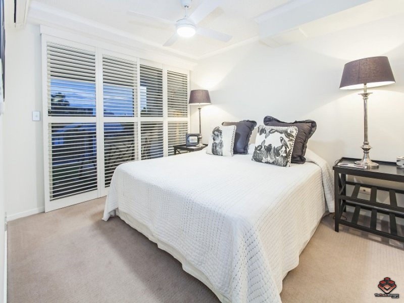 98 Holman Street, Kangaroo Point QLD 4169
