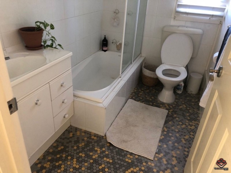 1 Marlene Street, Mount Gravatt East QLD 4122