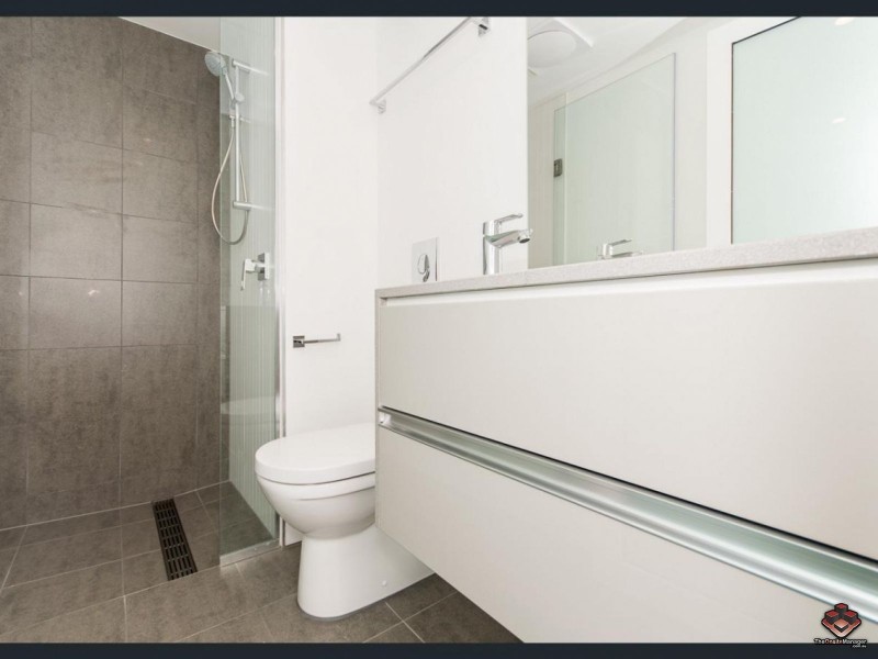 855 Stanley Street, Woolloongabba QLD 4102