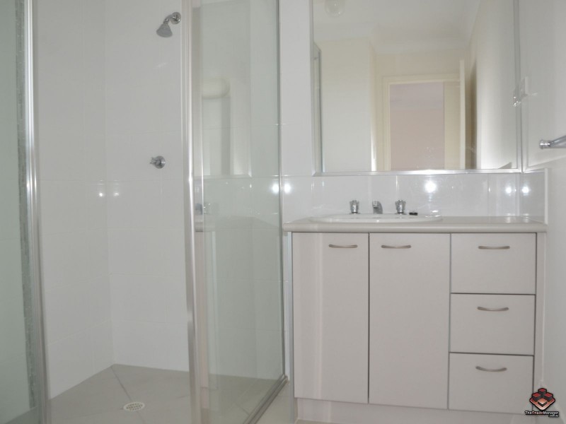 Pacific Pines QLD 4211