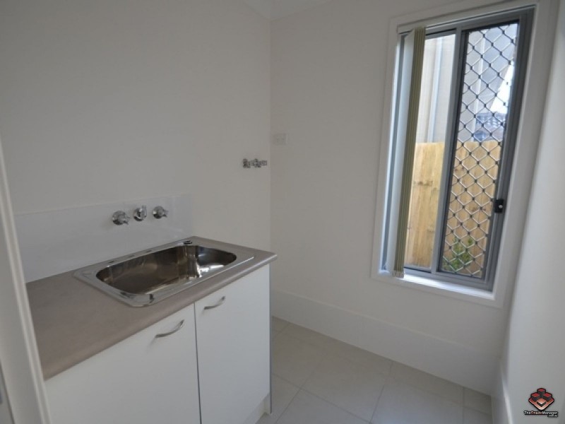 Pacific Pines QLD 4211