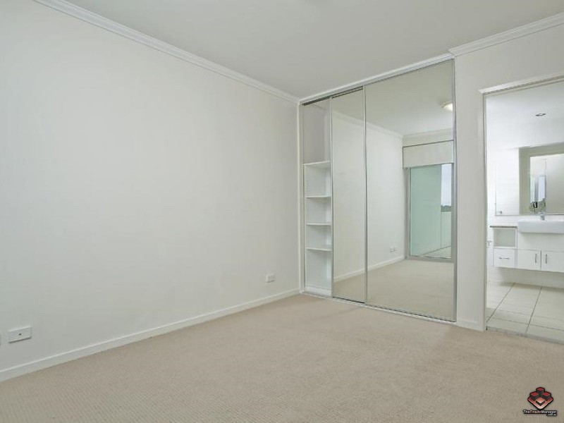 24 Allwood Street, Indooroopilly QLD 4068