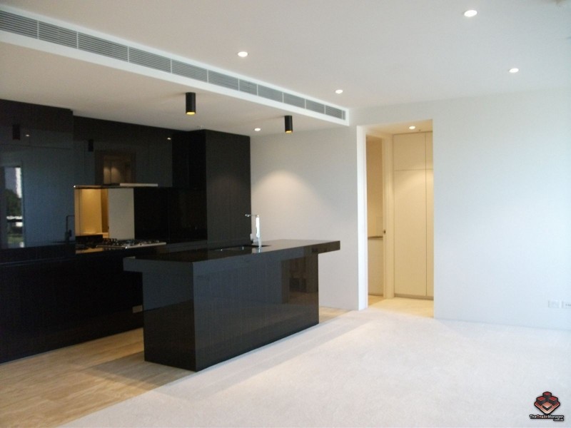 1 Marina Drive, Benowa QLD 4217