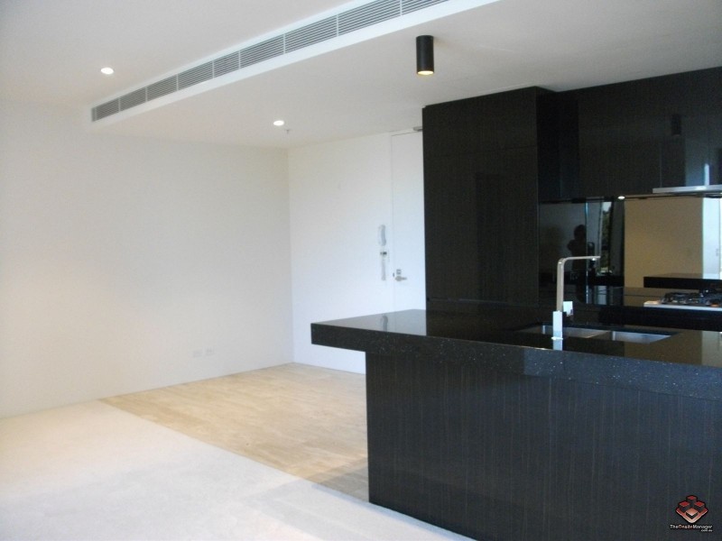 1 Marina Drive, Benowa QLD 4217