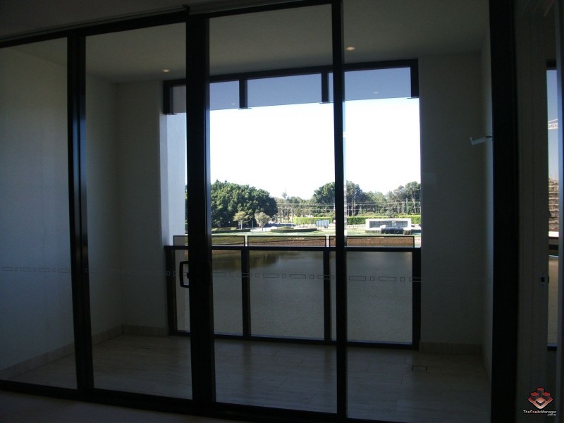 1 Marina Drive, Benowa QLD 4217