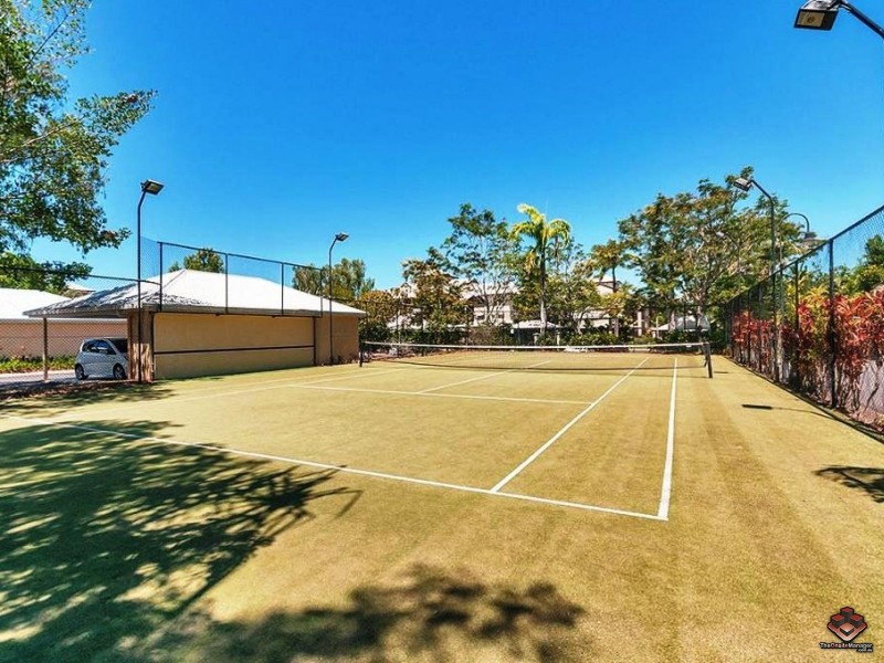 72 Kowinka Street, White Rock QLD 4868