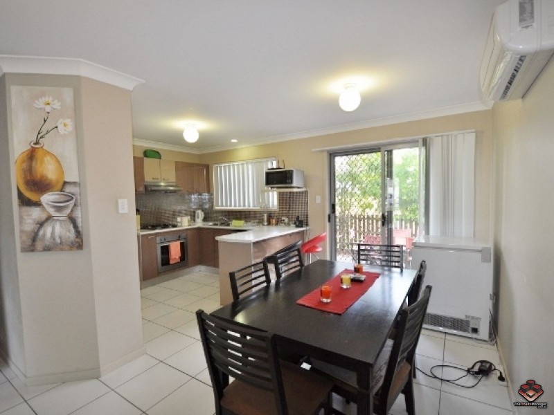 130 Jutland Street, Oxley QLD 4075