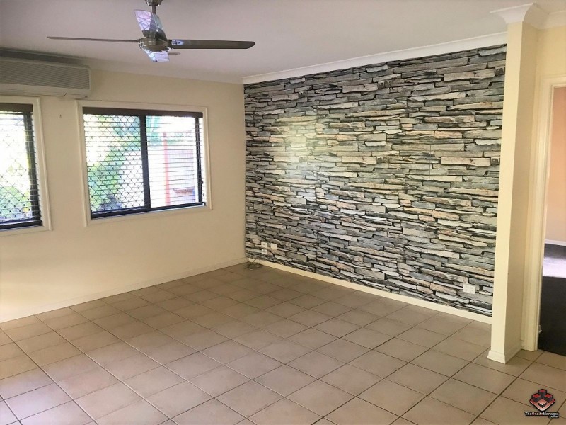 555 Oyster Cove Promenade, Helensvale QLD 4212