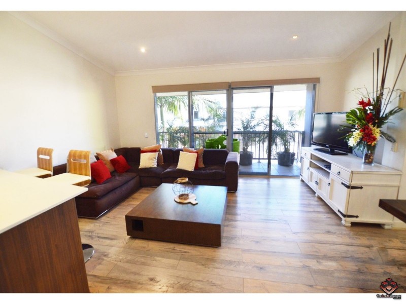 16/19 Carina Peak Drive, Varsity Lakes QLD 4227