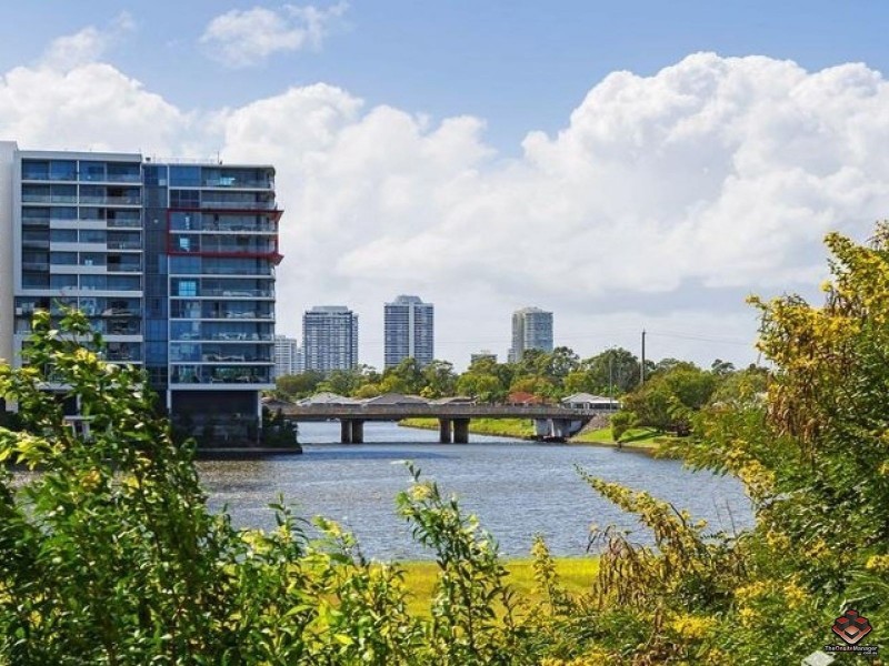 2 East Quay Drive, Biggera Waters QLD 4216