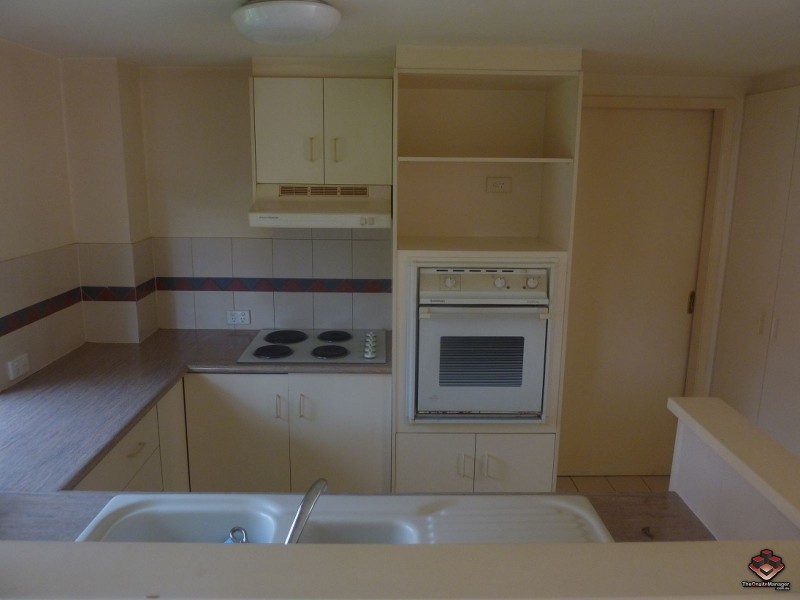 75 Brown Street, Labrador QLD 4215