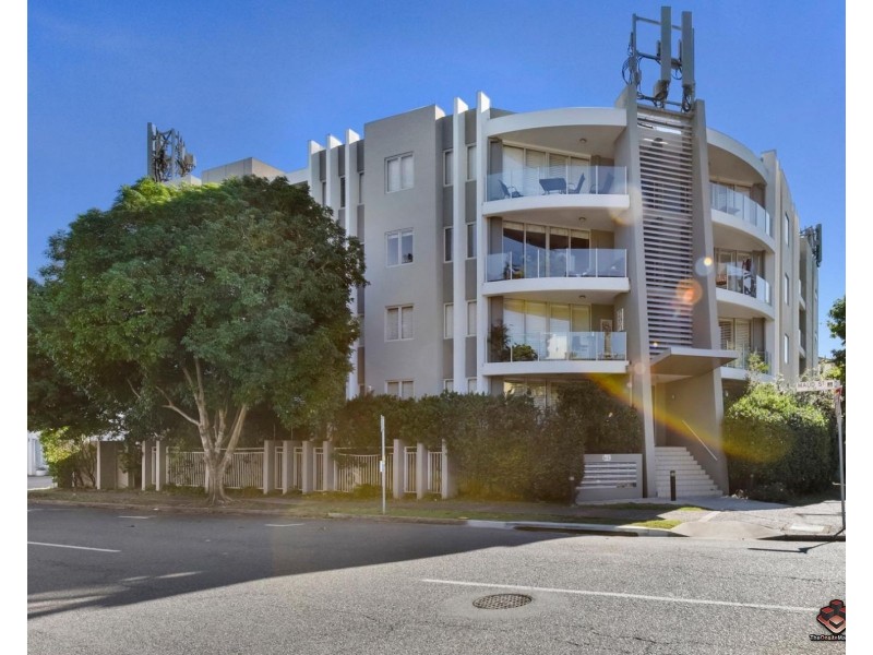 42 Newstead Terrace, Newstead QLD 4006