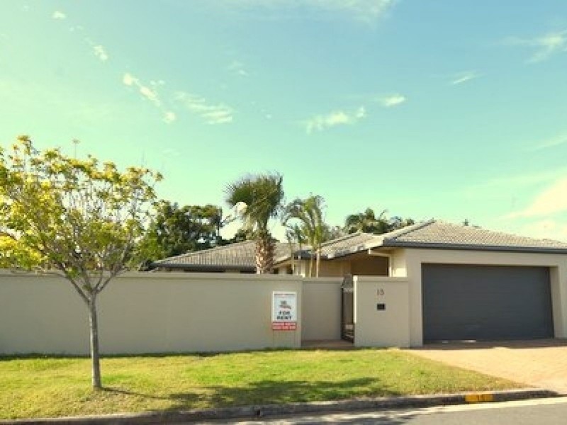 15 Mackay Close, Sorrento QLD 4217
