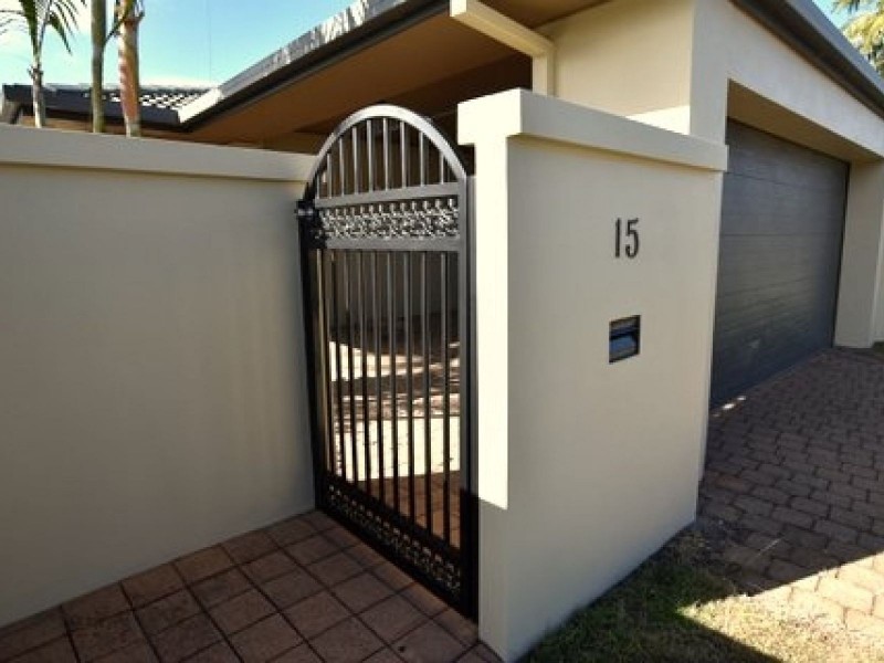 15 Mackay Close, Sorrento QLD 4217