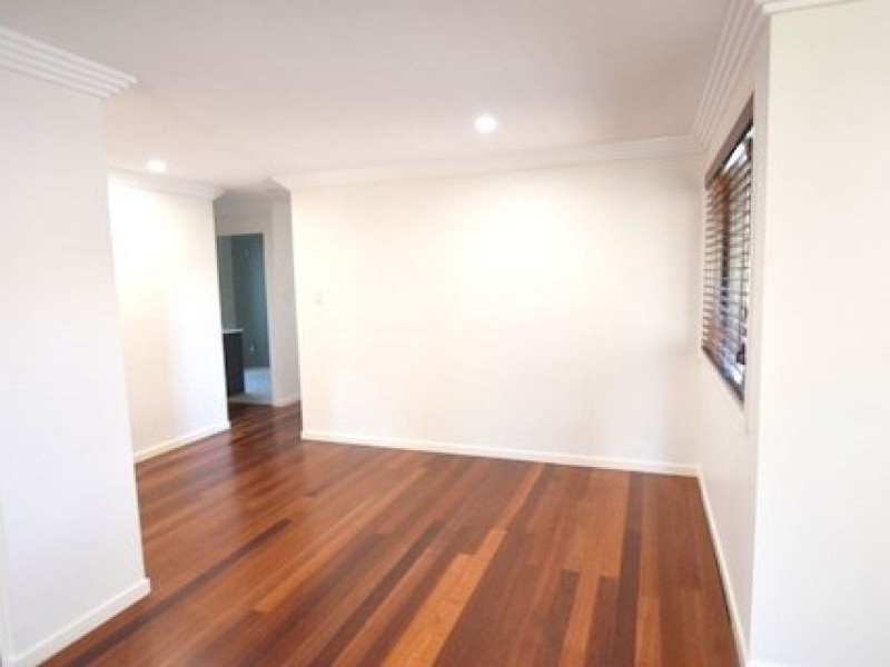 15 Mackay Close, Sorrento QLD 4217