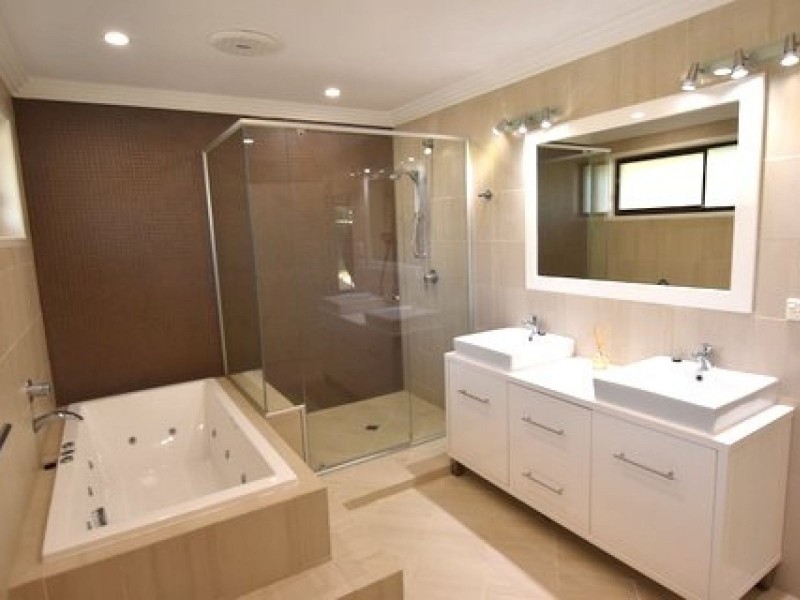 15 Mackay Close, Sorrento QLD 4217