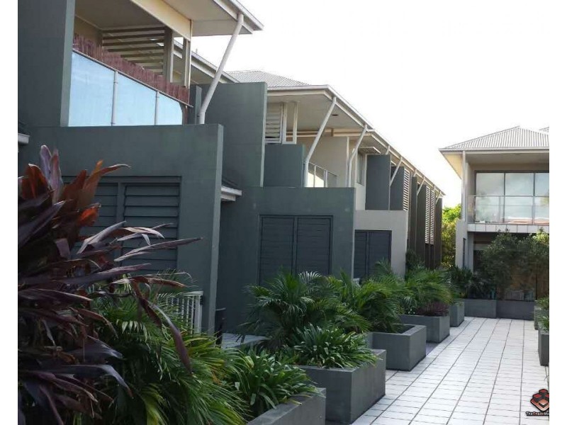 45 Bundall Road, Surfers Paradise QLD 4217