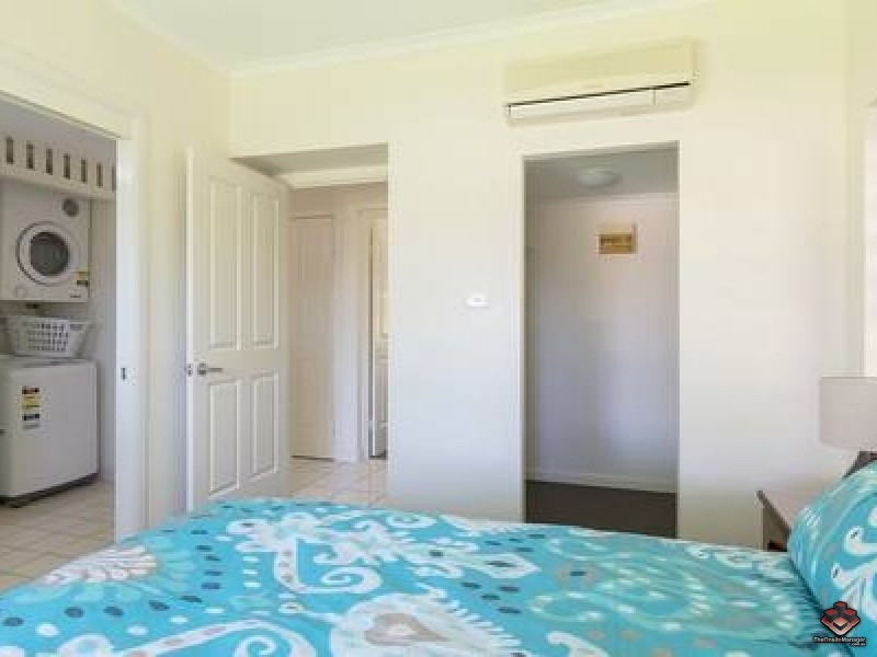 Manoora QLD 4870