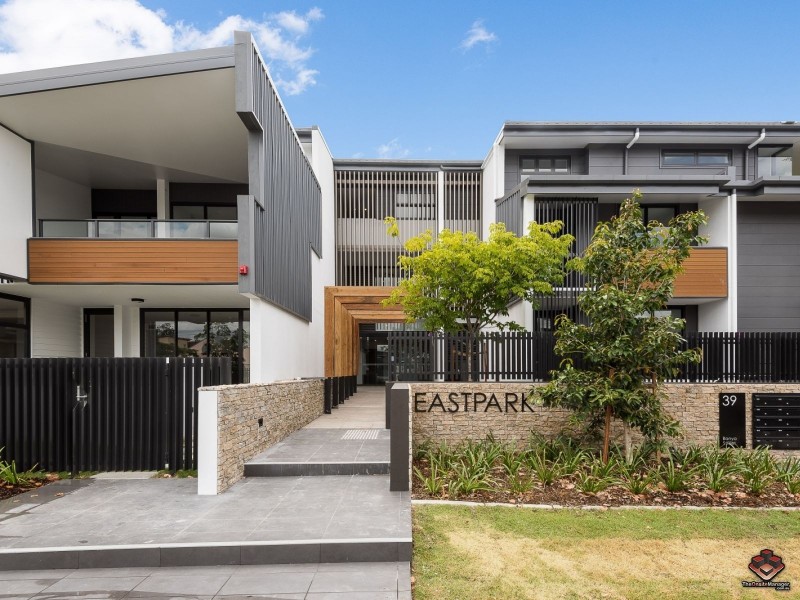 30 Johnston, Bulimba QLD 4171