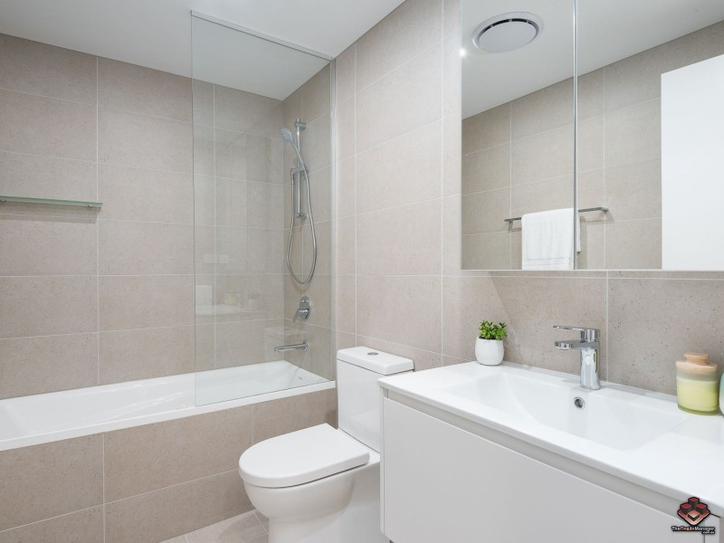 30 Johnston, Bulimba QLD 4171