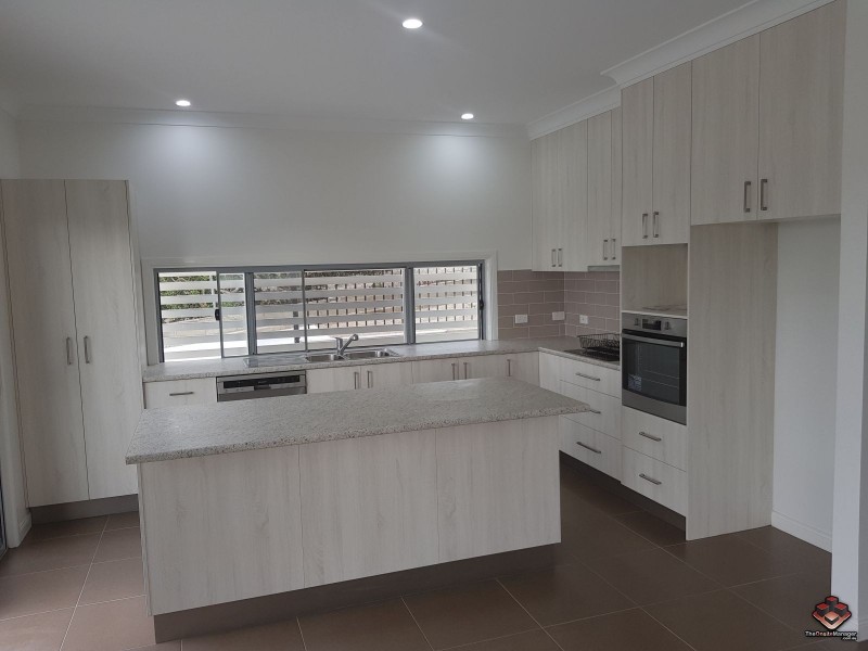 51 Sibley Road, Wynnum West QLD 4178