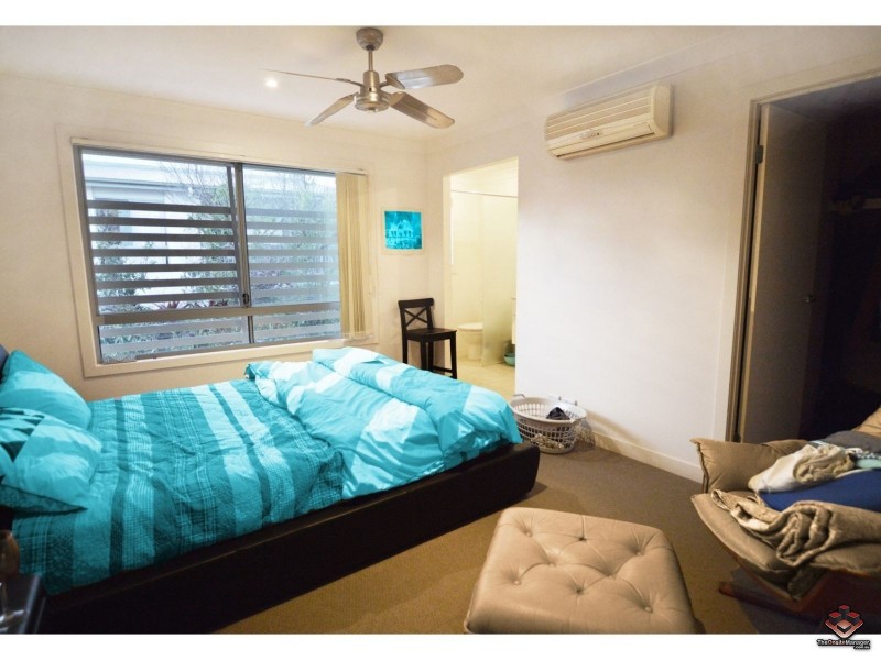 19 Carina Peak Drive, Varsity Lakes QLD 4227