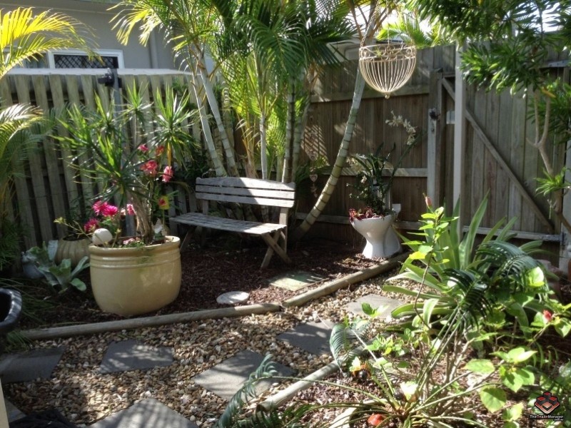 2 Grand Parade, Parrearra QLD 4575