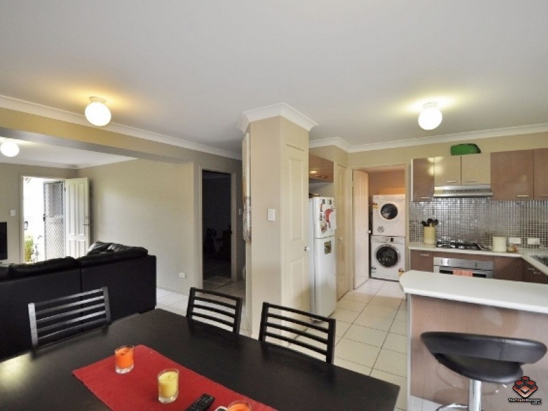 130 Jutland Street, Oxley QLD 4075