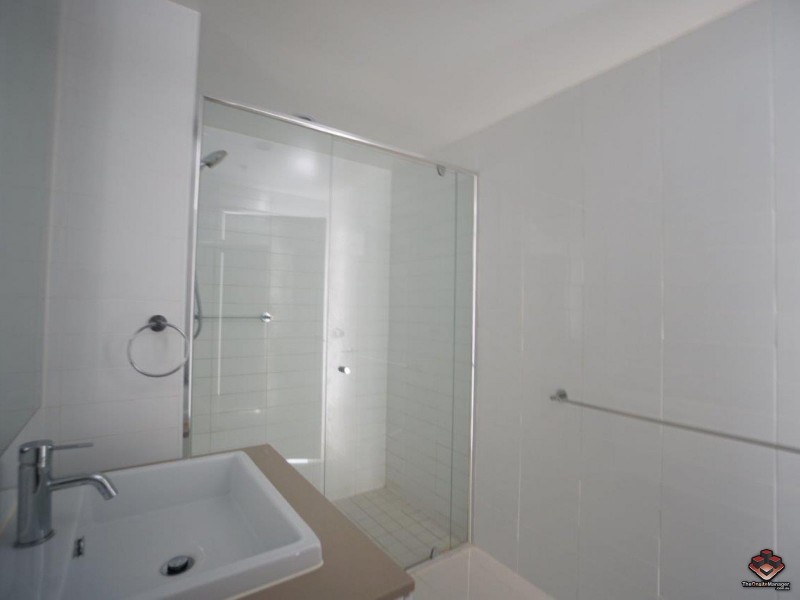 37C Harbour, Hamilton QLD 4007