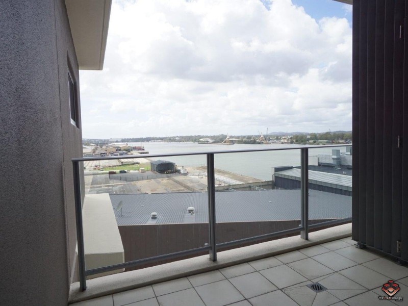 37C Harbour, Hamilton QLD 4007