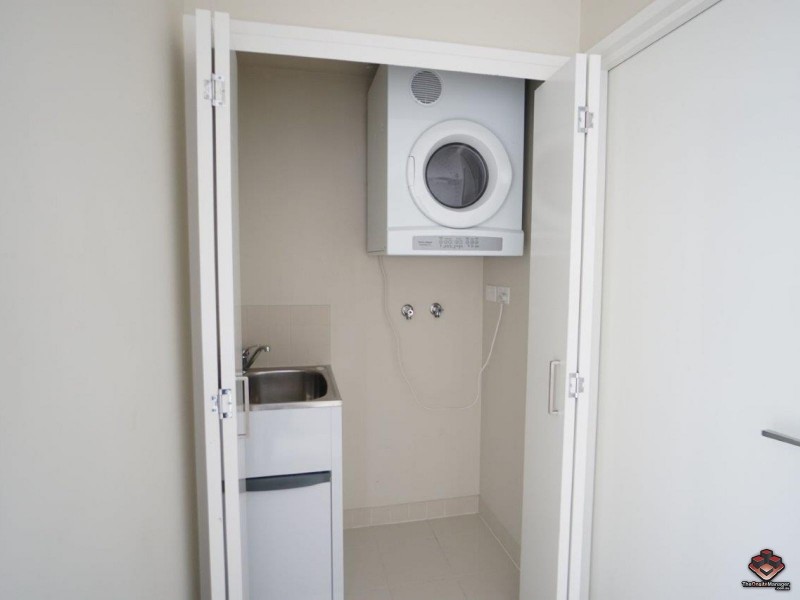 37C Harbour, Hamilton QLD 4007