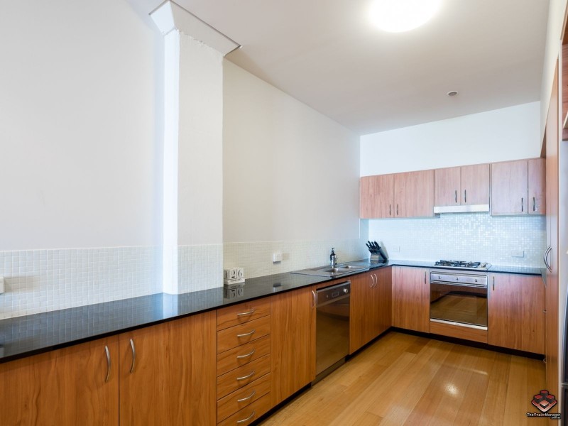 207 / 24 MACQUARIE STREET, Teneriffe QLD 4005