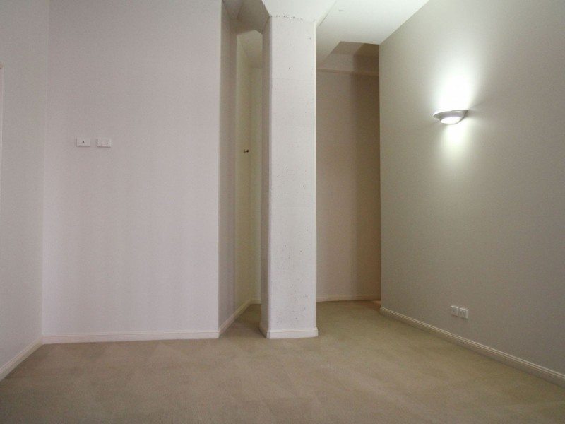 110/24 Macquarie Street, Teneriffe QLD 4005