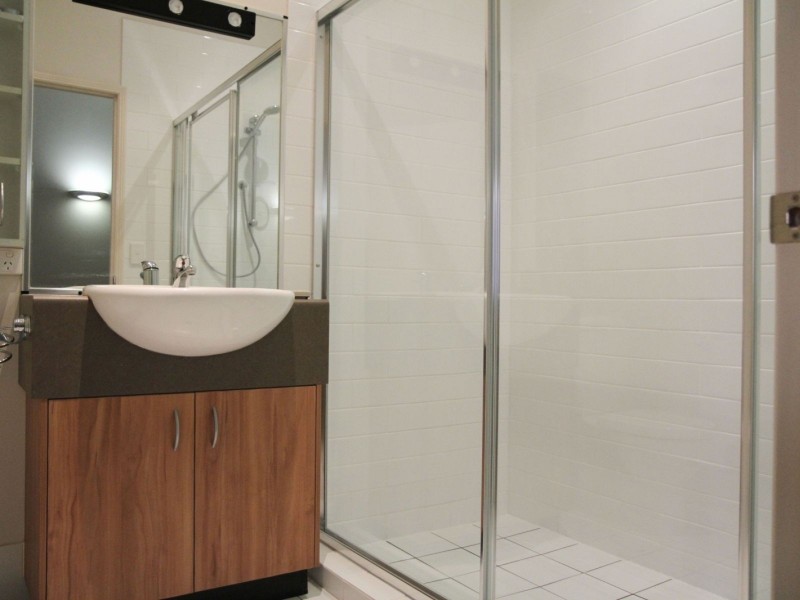 110/24 Macquarie Street, Teneriffe QLD 4005