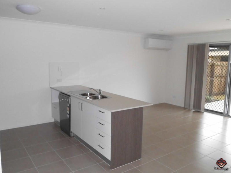 230 Pulgul Street, Urangan QLD 4655