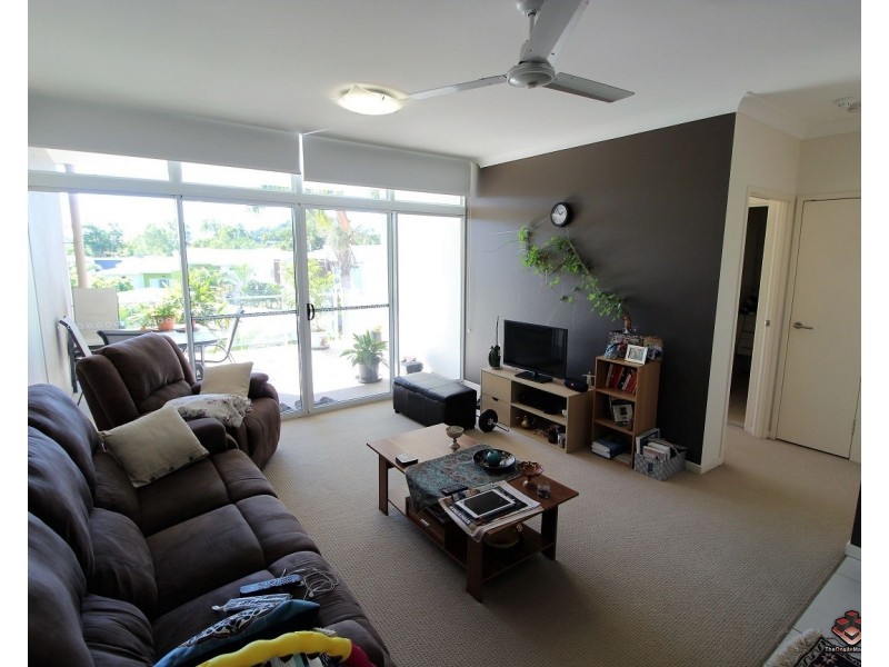 65 Manooka Drive, Cannonvale QLD 4802