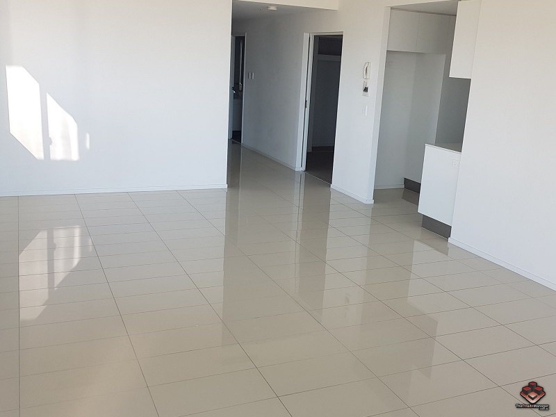 43 Harbour Town Drive, Biggera Waters QLD 4216