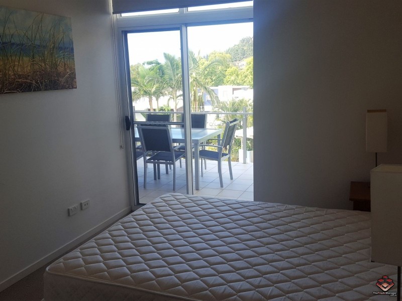 65 Manooka Drive, Cannonvale QLD 4802