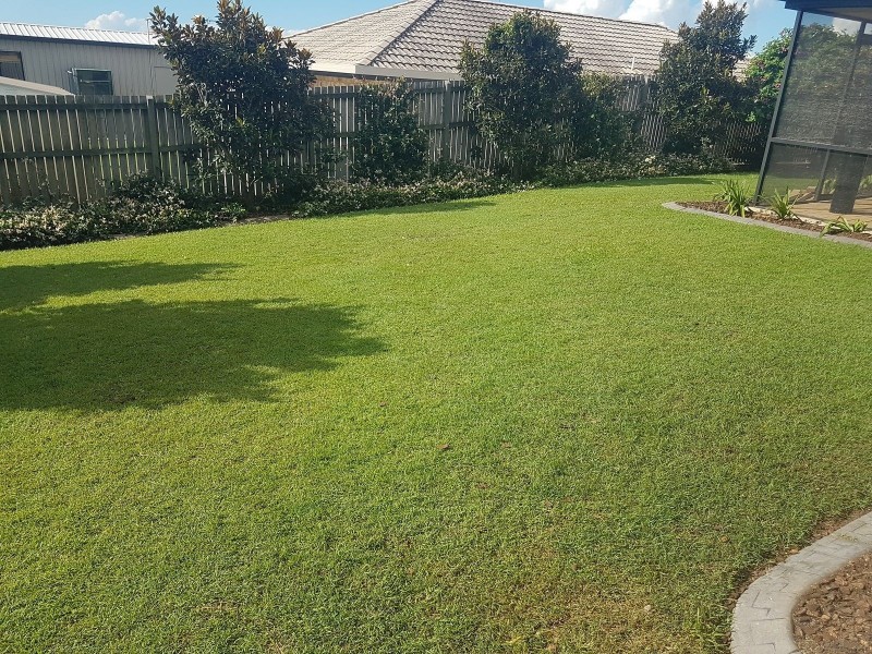 44 Picadilly Circuit, Urraween QLD 4655