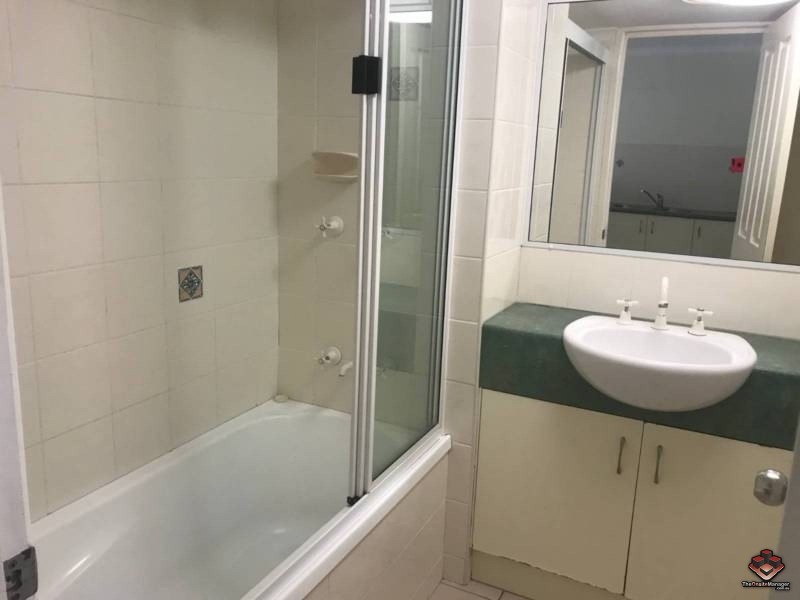 470 Charlton Esplanade, Torquay QLD 4655