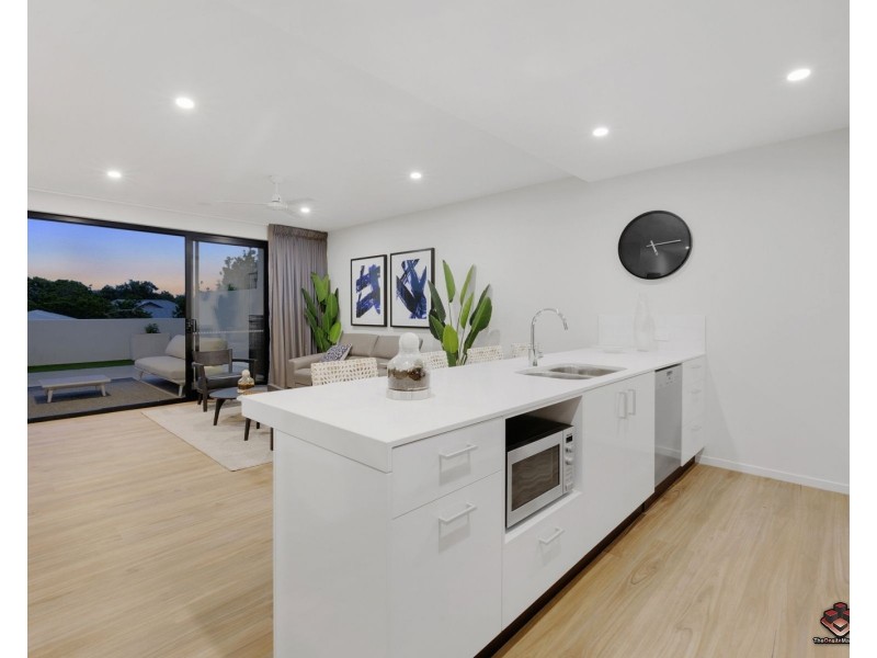 87-89 Old Cleveland Road, Greenslopes QLD 4120