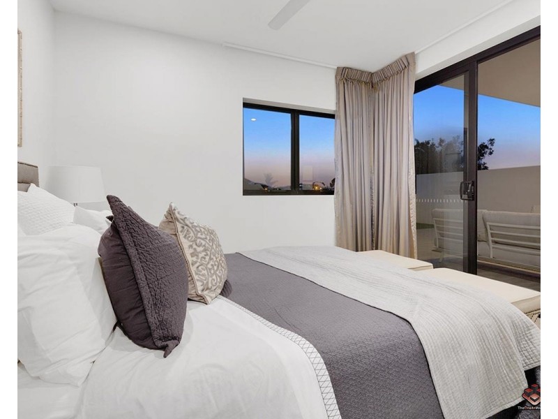 87-89 Old Cleveland Road, Greenslopes QLD 4120