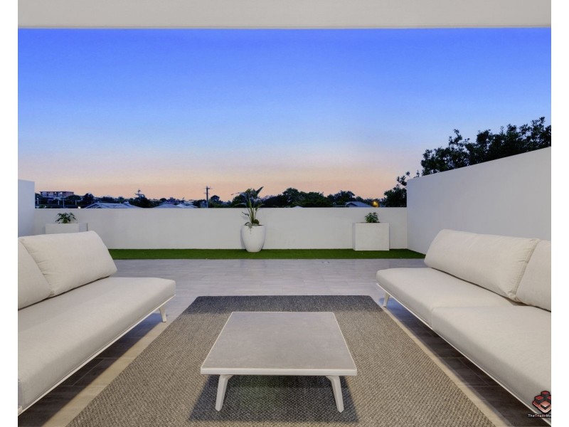 87-89 Old Cleveland Road, Greenslopes QLD 4120