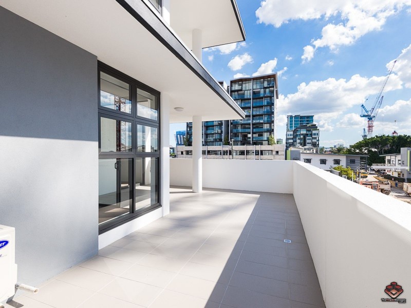 405 / 8 Masters Street, Newstead QLD 4006