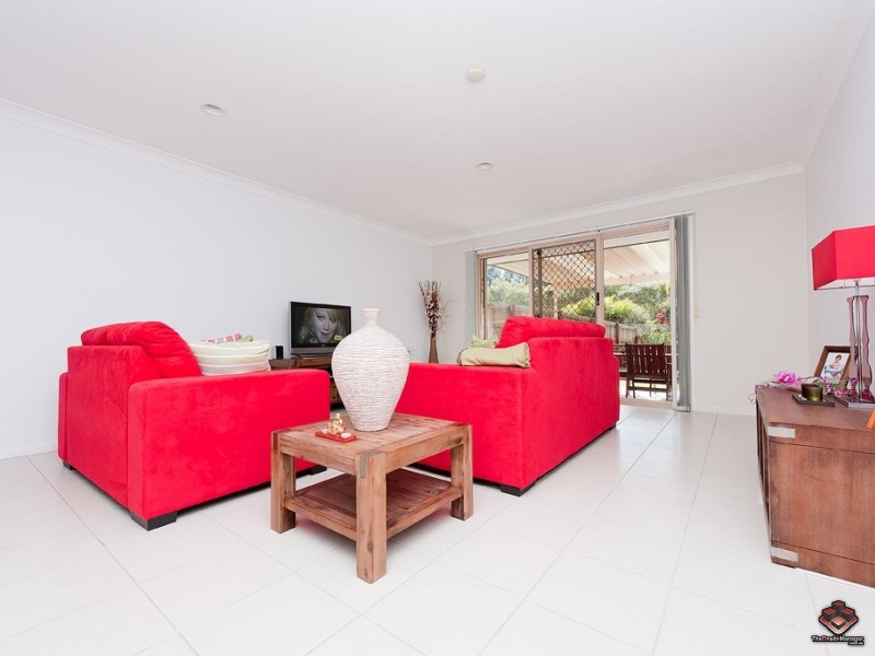 75 Brown Street, Labrador QLD 4215